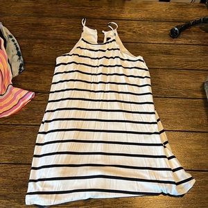 Lulus dress perfect for summer